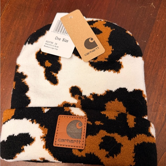 Carhartt Accessories - Carhartt Women’s Black and Brown Beanie
